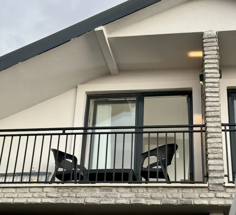 Sapanca'da Sıcak Havuzlu Villa Yılın Her Zamanı