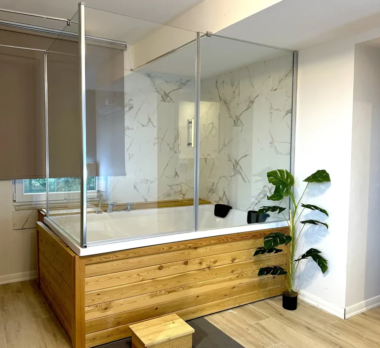 Sapanca'da Sıcak Havuzlu Kiralık Villada Konforlu Tatil