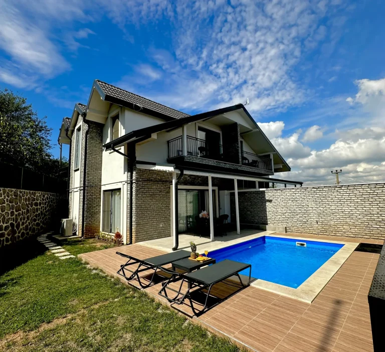 sapanca günlük kiralık jakuzili villas